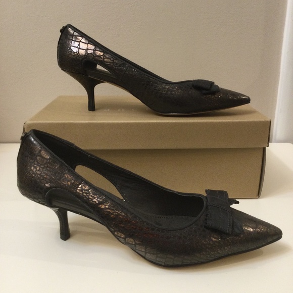 Donald Pliner Dova  Cutout Bow Kitten Heel Pump Croc Embossed Bronze Shoes 8 M - Picture 10 of 16